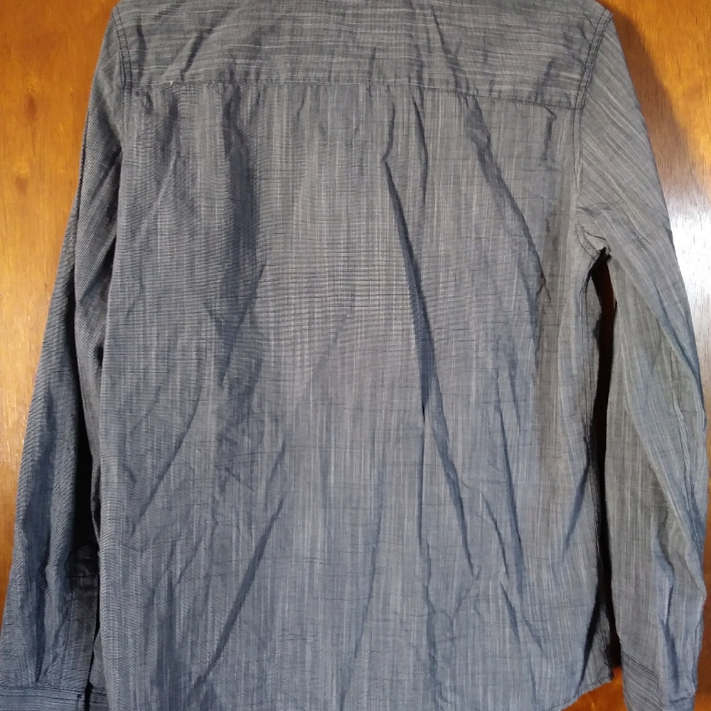 Button down shirt - Picture 3 of 3